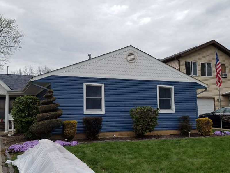 Common Causes Of Cracked Or Loose Vinyl Siding