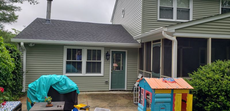 Common Causes Of Cracked Or Loose Vinyl Siding